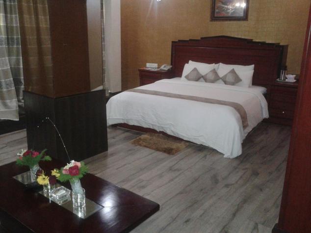 Hotel Grand Dhillon